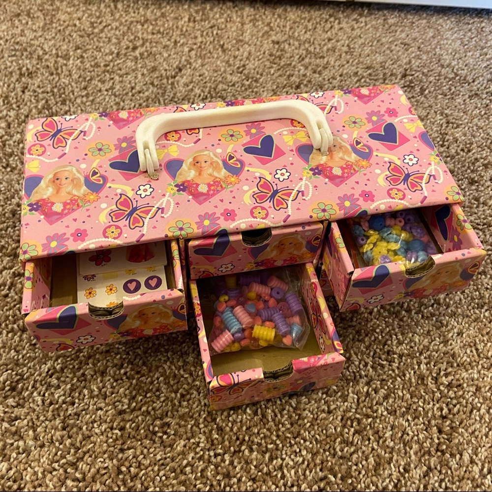 Barbie - Jewelry Making Box